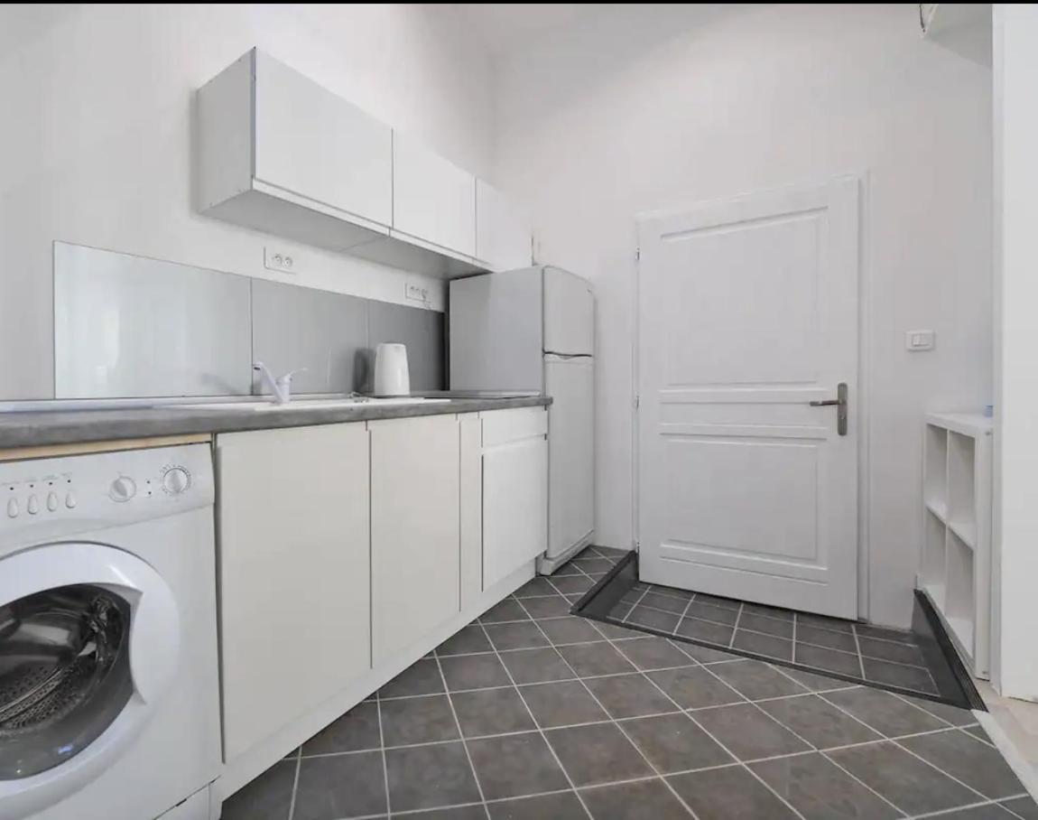 Le Cheval Blanc Appartement Castelnau-le-Lez Kamer foto
